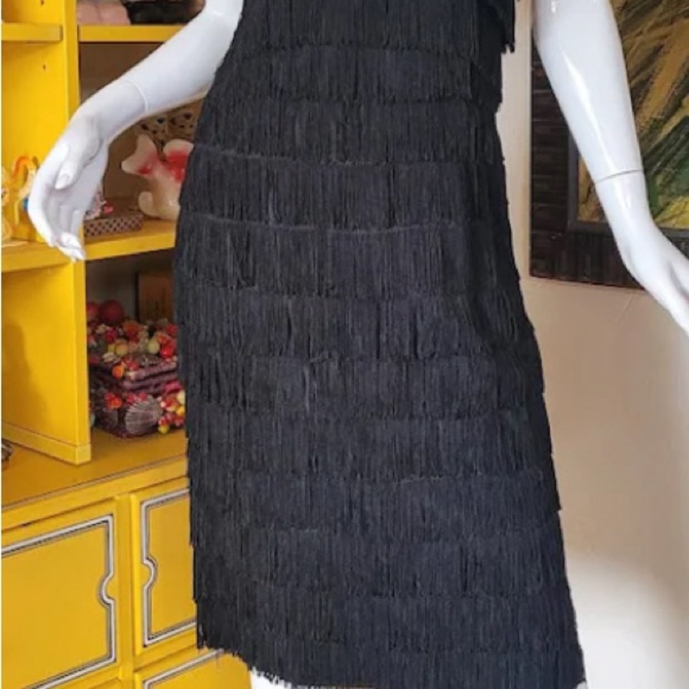 Dress - Picture 3 of 8